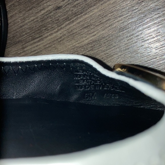 Tory Burch flats size 5M - Picture 7 of 7